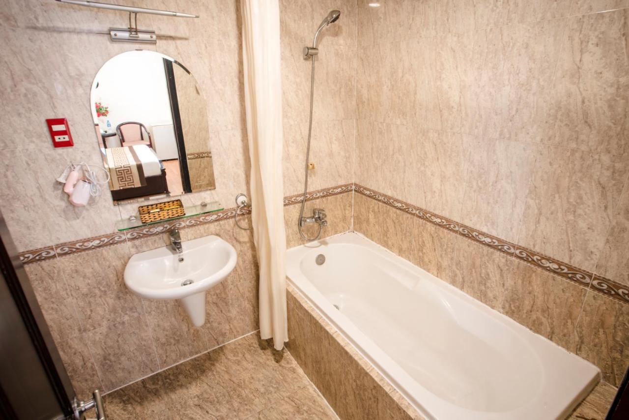 Thanh Thu Hotel Ho Chi Minh City Bagian luar foto